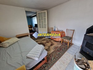 Vanzare Casa cu Magazie 99 mp. Teren 570 mp. Alba Zona Arex toate utilitatile