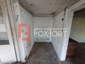 Apartament 2 Camere la Casa cu Curte Comuna – Necesita Renovare - imagine 9