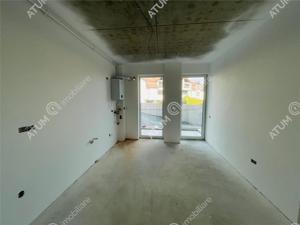 Apartament 2 camere decomandate 65 mp utili boxa parcare zona Centrala - imagine 9