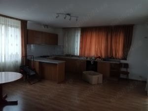 Casa zona Liceului Pedagogic str. Mărăști  - imagine 3