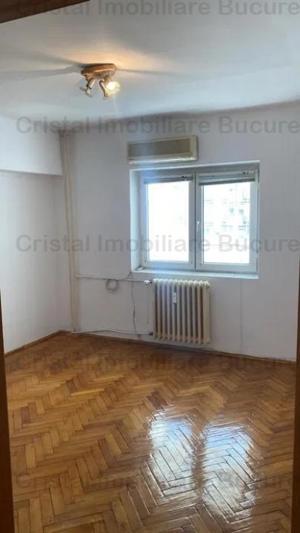 Vanzare Apartament 3 Camere stradal pr Bd. Octavian Goga - imagine 5