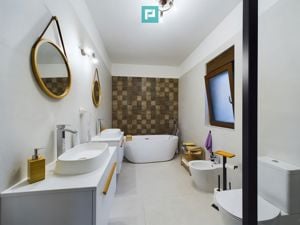 Casă modernă cu piscină încălzită în zona Tivoli - imagine 10