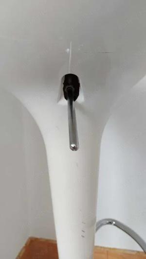 Vand scaune bar  terasa in stare foarte buna 4 buc - imagine 4