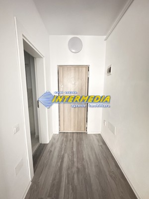 Okazie ! Apartament 3 camere Bloc Nou 2 bai balcon loc parcare - imagine 4