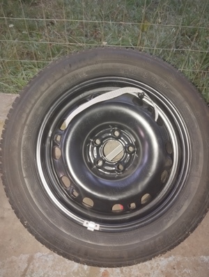 Rezerva. VW POLO  6R ,cu janta otel și anvelopa de vara - imagine 2