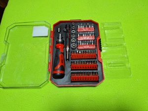 Trusa surubelnite cu clichet, chei tubulare si set cu varfuri surubelnita   biti    Surubelnita exte - imagine 4