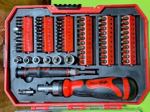 Trusa surubelnite cu clichet, chei tubulare si set cu varfuri surubelnita   biti    Surubelnita exte - imagine 3