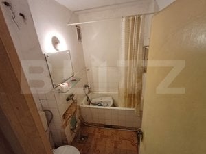 Apartament 3 camere, zona DECEBAL, ETAJ 1 ( de renovat) 65mp - imagine 4