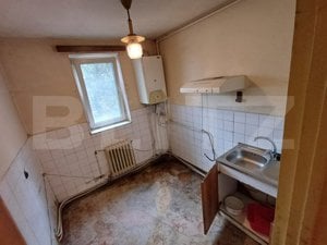 Apartament 3 camere, zona DECEBAL, ETAJ 1 ( de renovat) 65mp - imagine 6