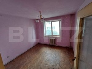 Apartament 3 camere, zona DECEBAL, ETAJ 1 ( de renovat) 65mp - imagine 3