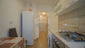 Un refugiu la etajul 8 - Apartament de închiriat cu 2 camere - imagine 9