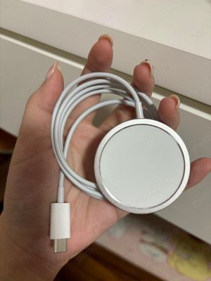  incarcatoare Magsafe pentru Apple iPhone , wireless 15w cu cablu usb type c , noi sigilate