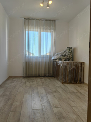 vand apartament 3 camere Giroc - imagine 5