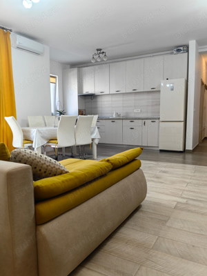 vand apartament 3 camere Giroc - imagine 7