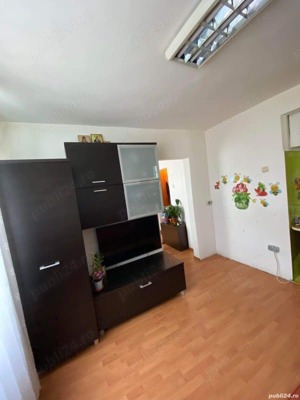 Vând apartament compus din 2 garsoniere,et.1, centrală termică  - imagine 3