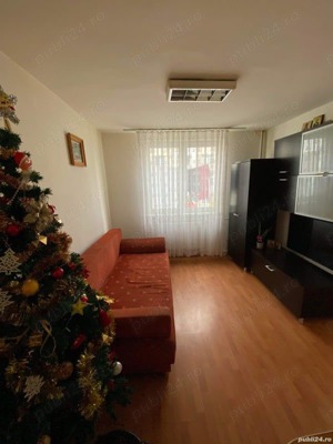 Vând apartament compus din 2 garsoniere,et.1, centrală termică  - imagine 2