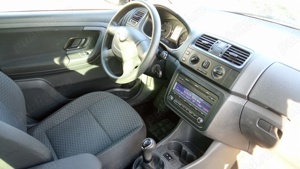 Skoda fabia 2011 - imagine 5