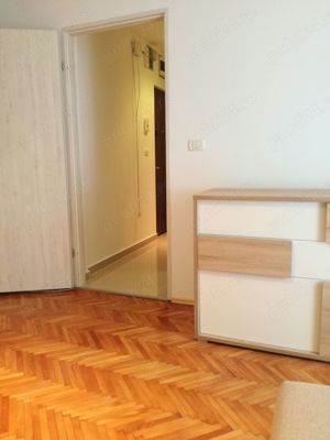 Închiriez apartament 1 camera Complexul Studentesc - imagine 5