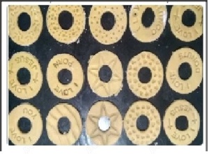 oferta 3 forme covrig pretzel  la fel sau diferite de 5cm-6cm = 25lei - imagine 3