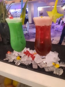 Bar Mobil   Cocktal Bar   Tort Shoturi   Barman 