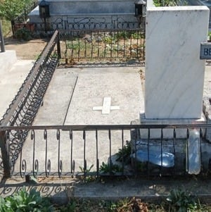 Loc de veci cimitirul Ungureni Craiova