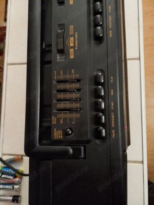 YOKO RADIOCASETOFON EXTRA BASS HIGH SPEED DUBBING CONTINUOUS PLAY  - imagine 5