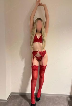 Blonda noua, confirm poze, Raspund pe whatsapp  - imagine 3