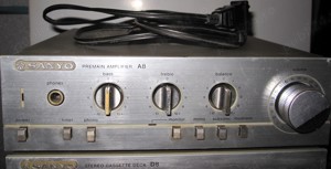 Vand miniamplificator+deck+boxe SANYO - imagine 2