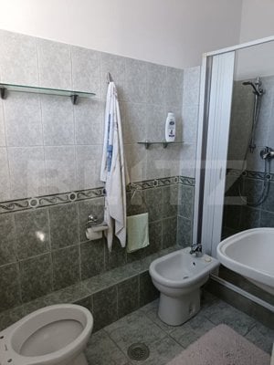 Apartament Ultracentral 2 camere, spatios si complet mobilat  - imagine 3