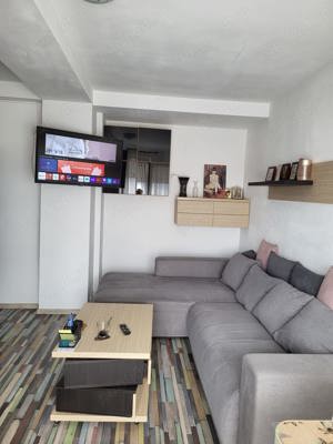 Vand apartament cu 3 camere transformat din doua, 59 mp utili - imagine 2