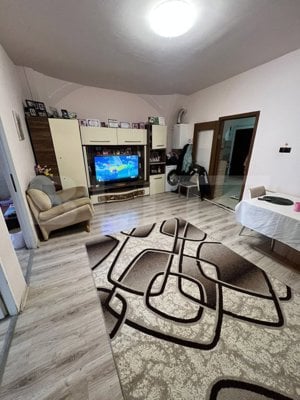 Apartament 3 camere Pietonal Liviu Rebreanu - imagine 1