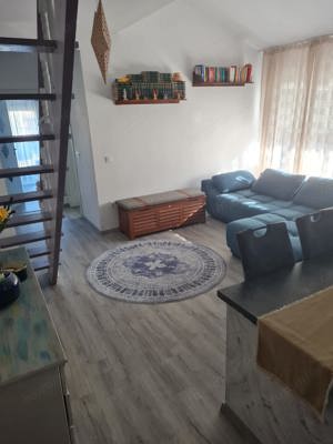 Apt cu 2 camere +pod amenajat la intrare in Dumbravita