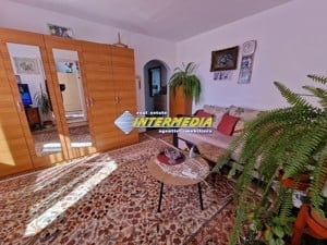 Apartament 2 camere de vanzare in Alba Iulia zona Cetate