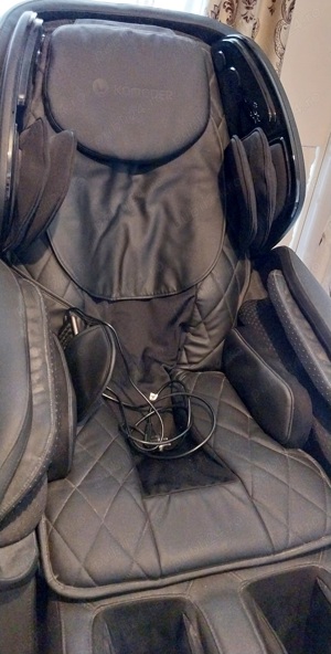 Vând scaun masaj Komeder 