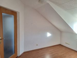 Spatiu de inchiriat pentru birou, 12mp, zona Decebal, Oradea - imagine 4