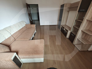 Apartament 2 camere, etaj intermediar, Zona Vivo - imagine 3