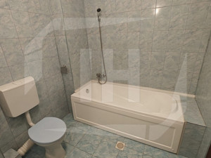 Apartament 2 camere, etaj intermediar, Zona Vivo - imagine 6