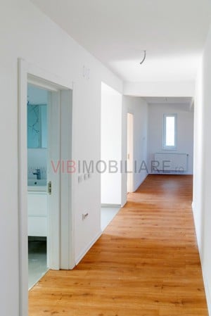 Casa cu 4 camere in ansamblu cu iesire la lac - Crevedia  - imagine 12