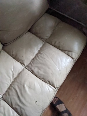 donez 3 canapele crem