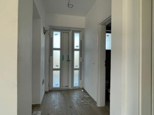 Duplex - 4 camere - centru Mosnita - imagine 4