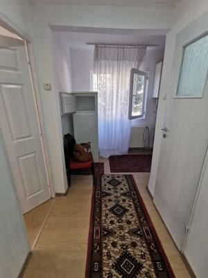 Închiriez Apartament 2 camere ,bucătărie, baie, etaj intermediar  - imagine 4