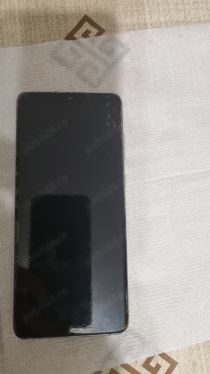 Samsung galaxi S20+ cu 2 dungi pe  displey de vanzare - imagine 4