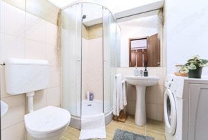 De vânzare apartament 2 camere deosebit central Str Eugeniu de Savoya  - imagine 7