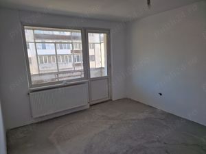 Apartament 3 camere  - imagine 7