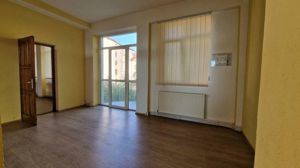 Spatiu comercial cu parcare si multiple facilitati, Brasov - 160 mp - imagine 2