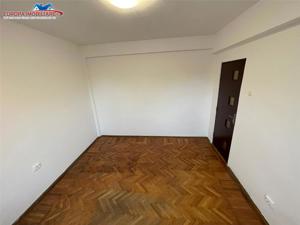 Apartament cu 2 camere de vanzare zona centrala Tulcea - imagine 2