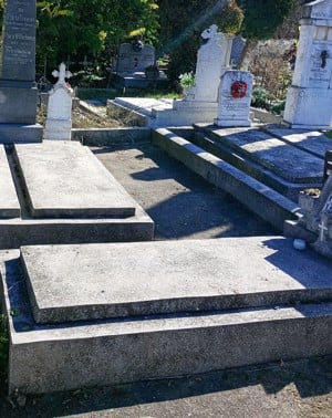 Vând 2 locuri de veci în Cimitirul Eternitatea - imagine 2