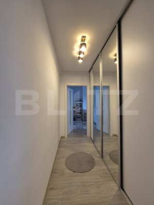 Apartament 2 camere, etaj intermediar, orientare sudica, Central - imagine 2