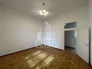 Apartament cu 5 camere, 180 mp, Zona Ultracentrala - imagine 4