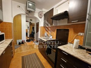 Apartament cu 2 camere, centrala proprie, etaj 1, zona Lipovei - imagine 5